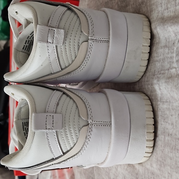 Women's Nike Dunk high up in Summit White - Picture 4 of 7